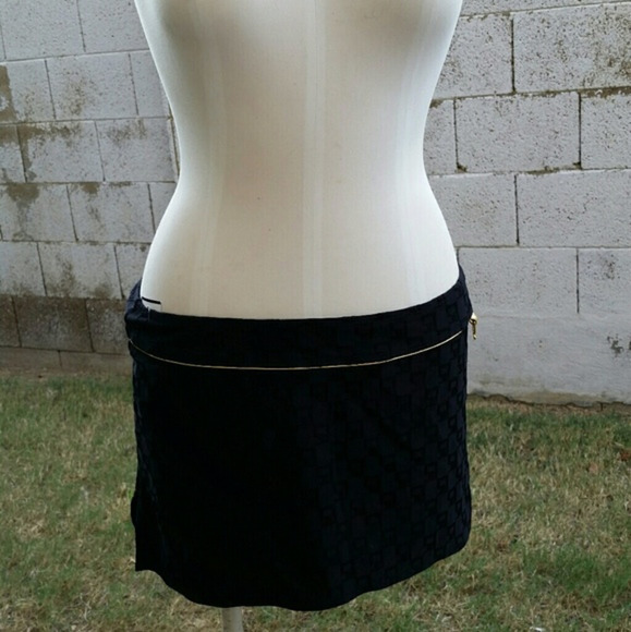 St. JOHN SKIRT‎ - Picture 1 of 4